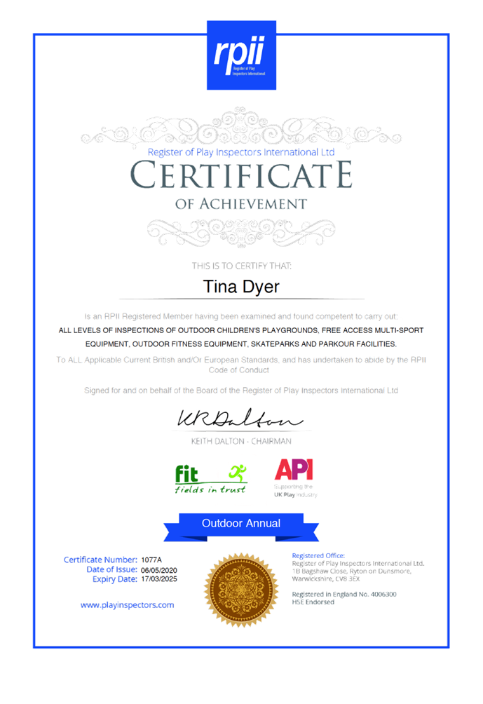 A close-up of a certificate

Description automatically generated