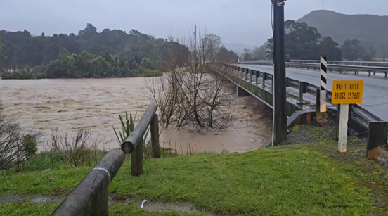 A bridge over a river

AI-generated content may be incorrect.